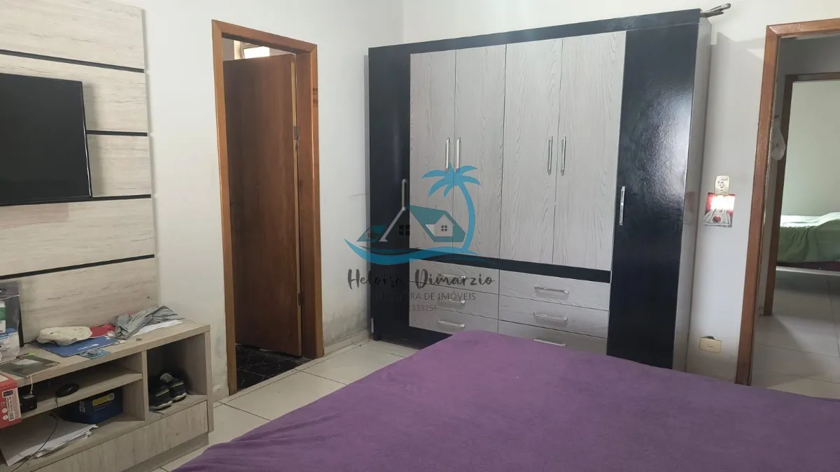 Imagem Excelente imóvel para investidor no Perequê-açu a apenas 250m do mar: 02 casas térreas, entrada por ruas separadas