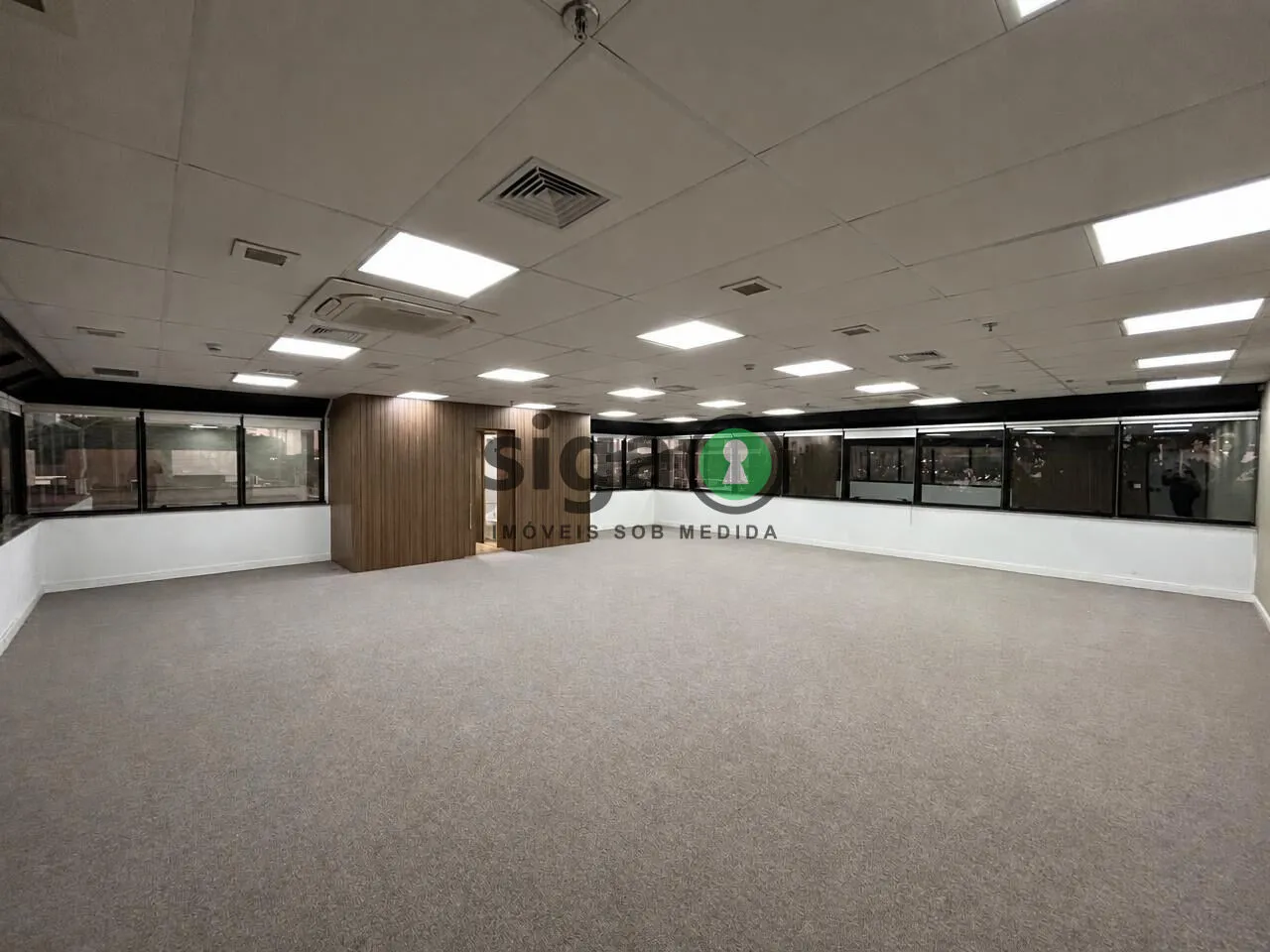 Foto do imóvel Sala Comercial de 97m² com 4 Vagas - Brooklin