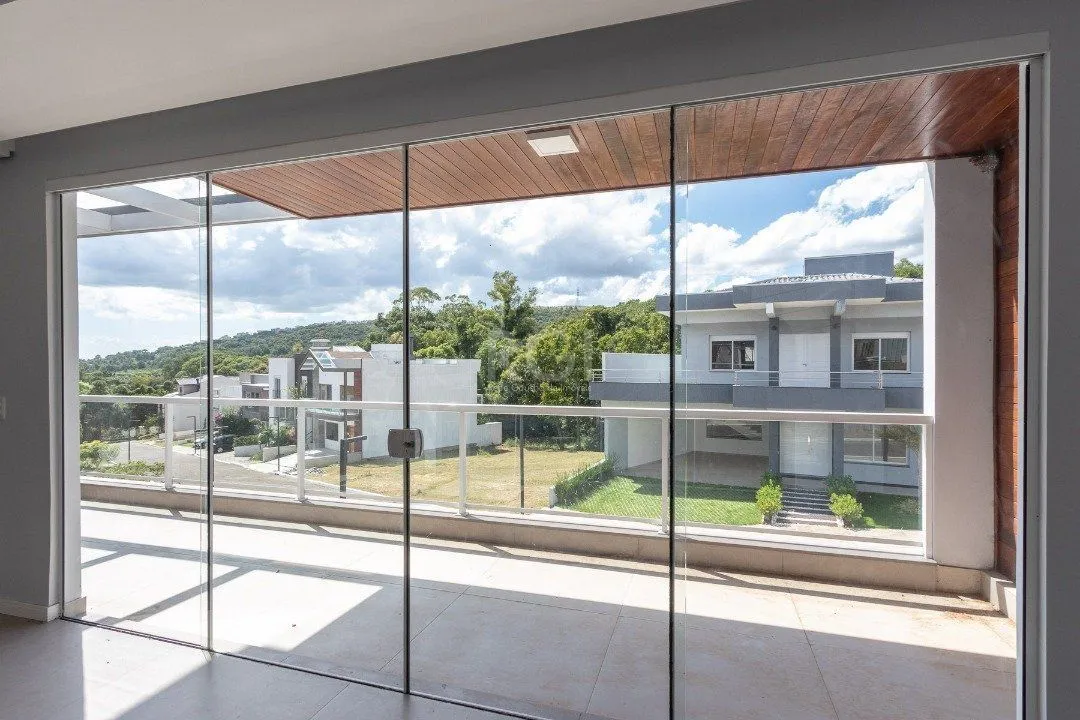 Imagem Casa Condominio para Venda - 219m², 3 dormitórios, sendo 1 suites, 2 vagas - Vila Nova