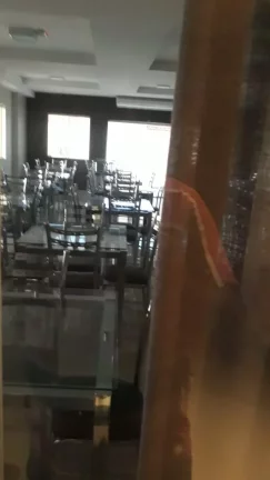 Imagem Apartamento com 2 quartos sendo 1 suíte, sala 2 ambientes com sacada, cozinha planejada, banheiro c...