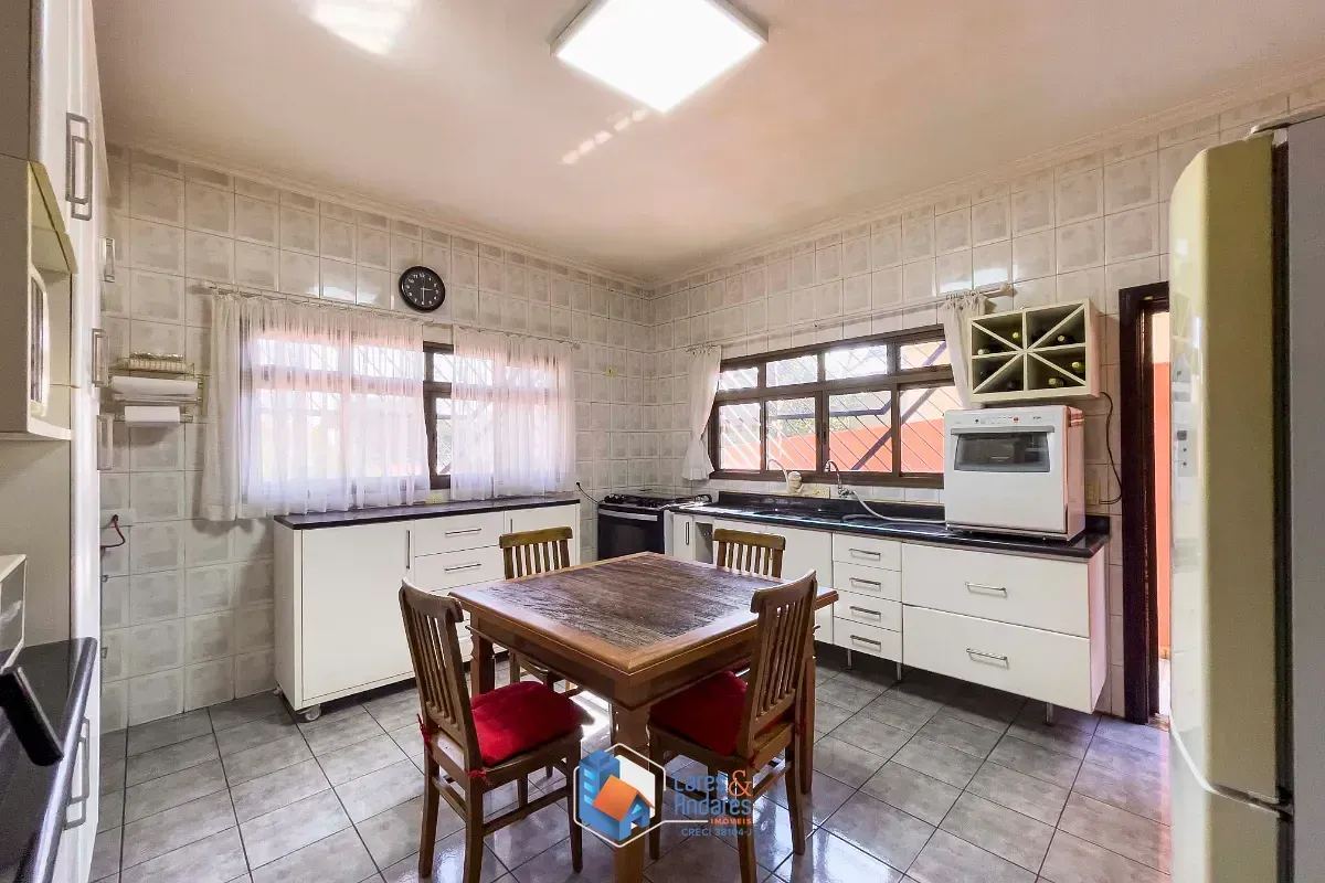Imagem Sobrado para venda em Jardim Umuarama com 3 quartos, sendo 3 suítes, 187m²