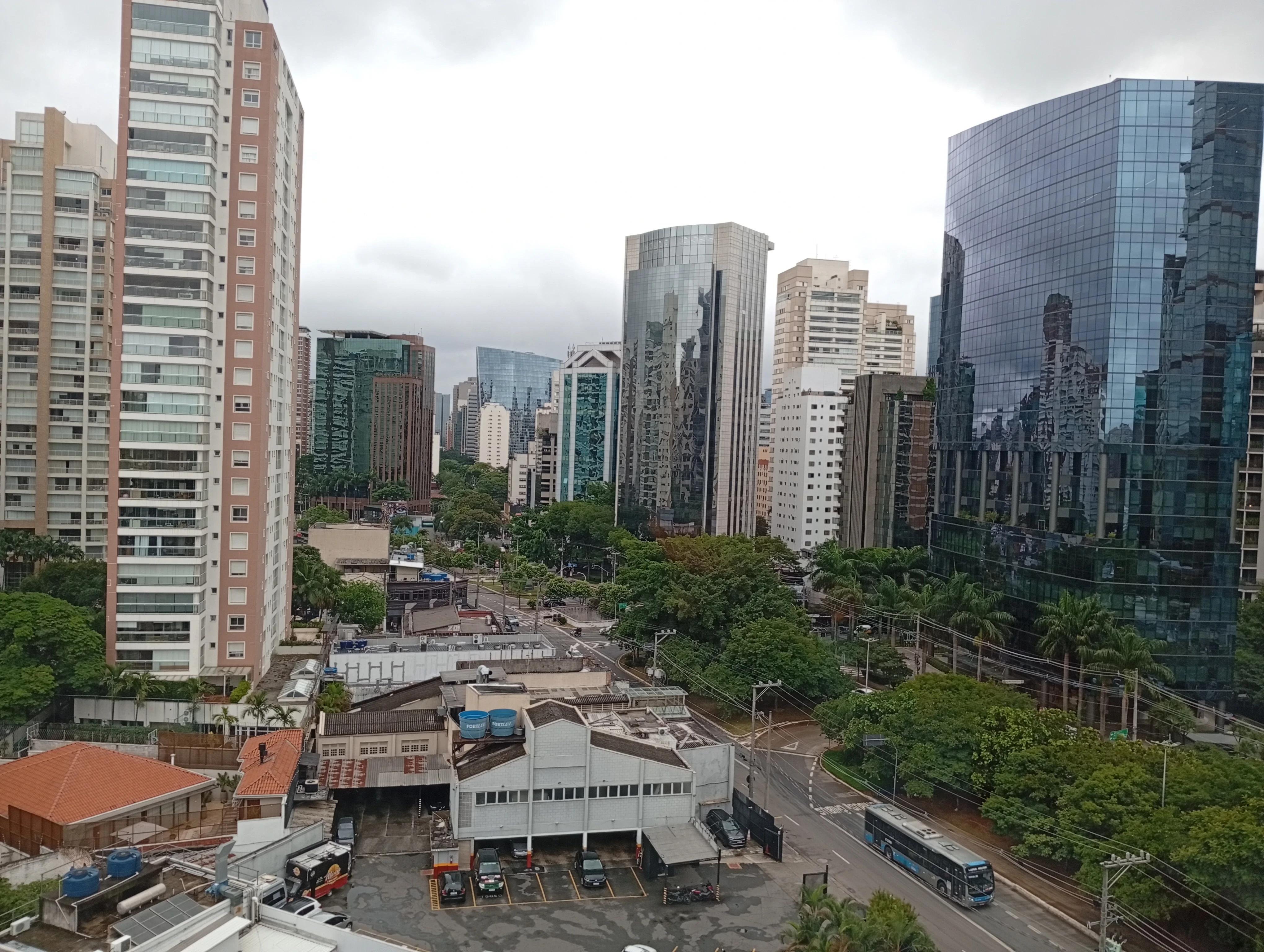Imagem Apartamento com 2 Quartos à Venda, 91 metros em Vila Nova Conceição - São Paulo