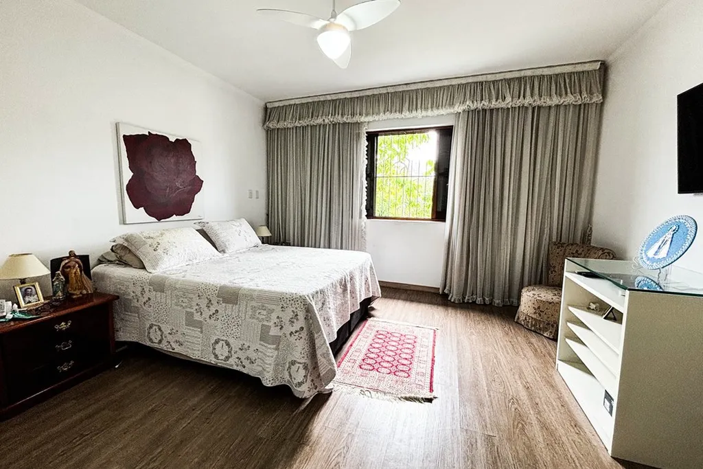 Imagem Casa à venda em São Paulo, Brooklin Paulista, com 4 quartos, 284m2