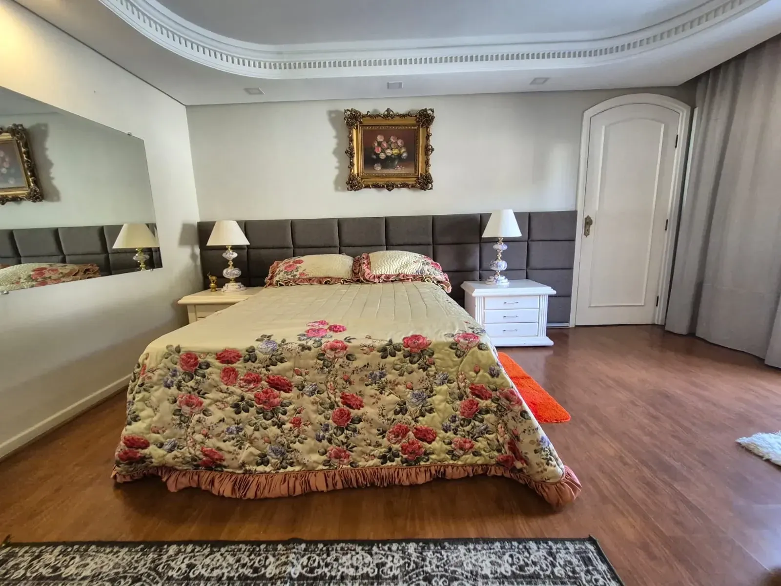 Imagem Casa com 4 Quartos à Venda ou Locação, 715 m² em Portão - Curitiba