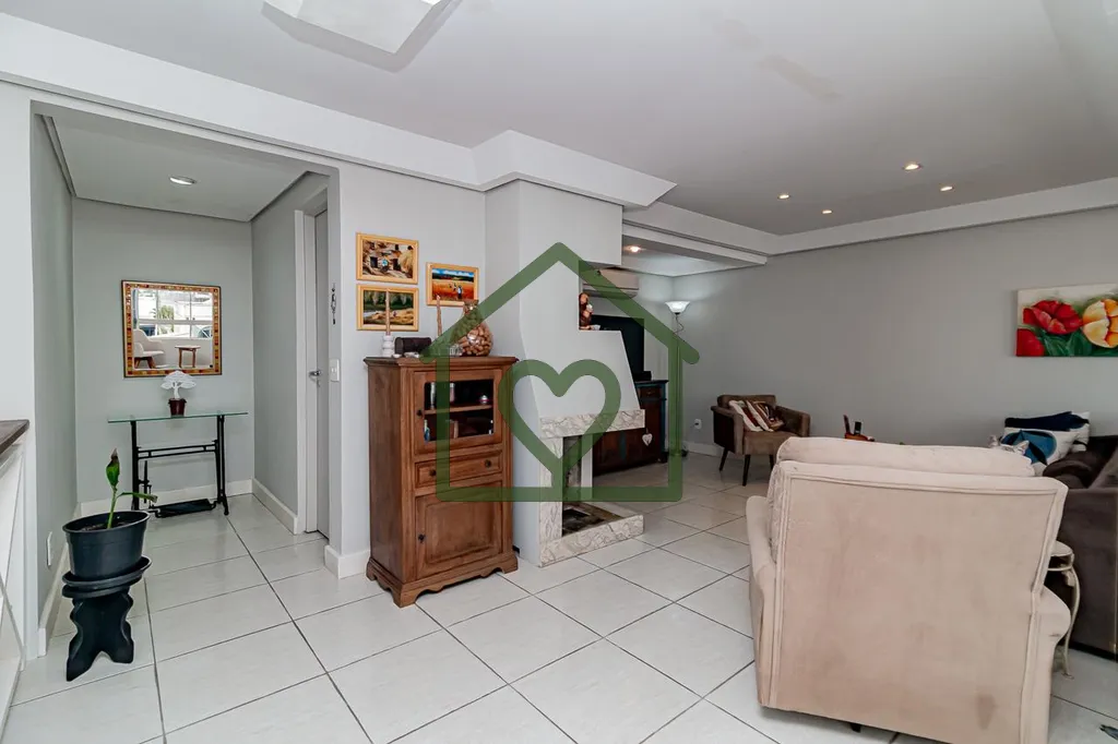 Imagem Apartamento com 3 dormitorios, banheiro social, area de serviço com armarios, banheiro auxiliar, sa...