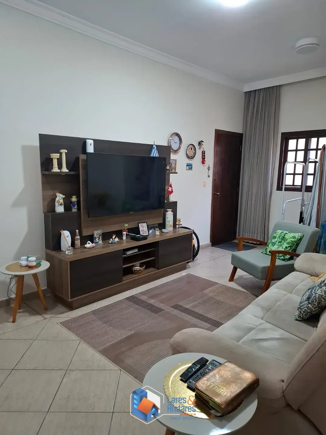 Imagem Casa para venda em Santa Teresinha com 9 quartos, sendo 3 suítes, 522m²