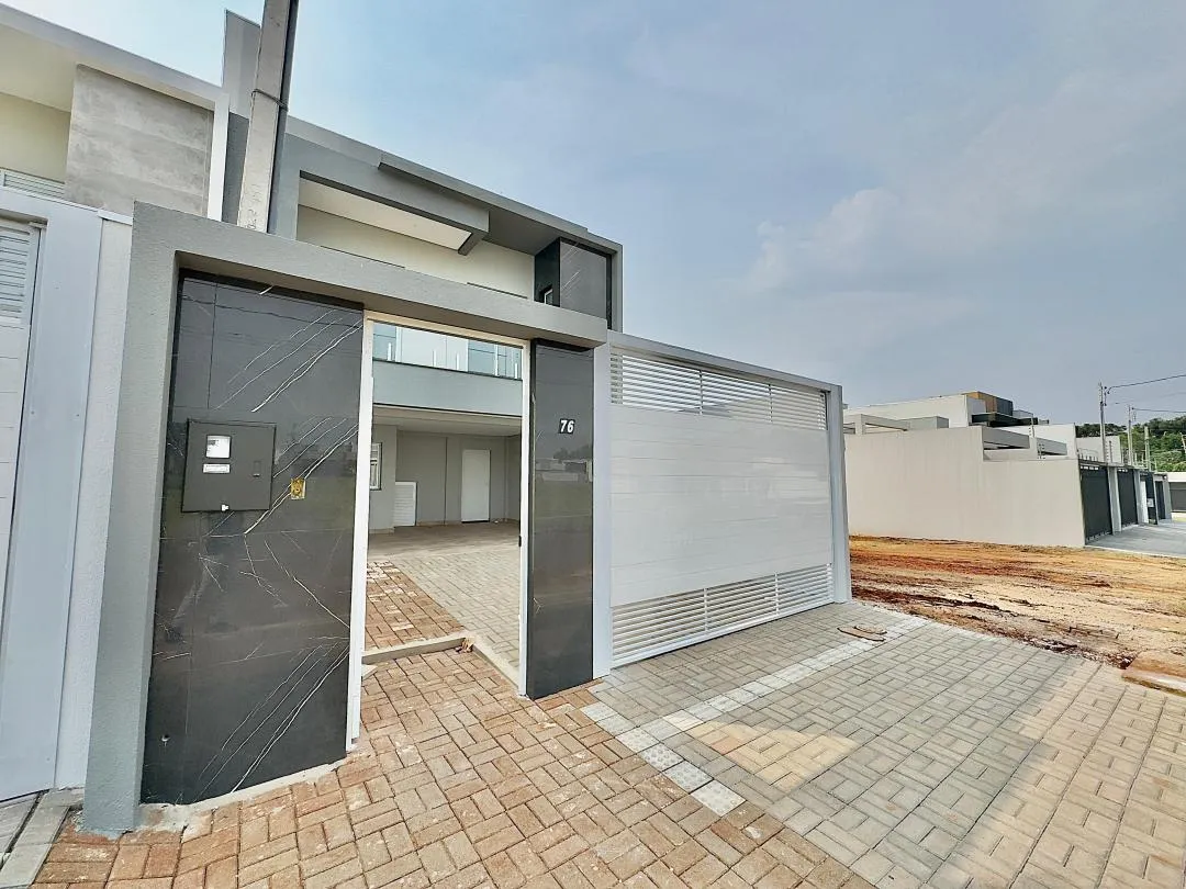 Imagem Sobrado de 248m² com Piscina em Cascavel - Recanto Tropical III - Venda
