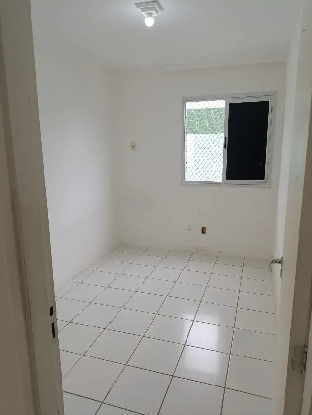 Imagem 2/4 com suíte no melhor Condomínio Clube de Lauro de Freitas