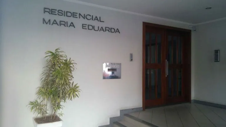 Imagem Apartamento com 2 Quartos à Venda, 61 m² em Centro - Criciúma