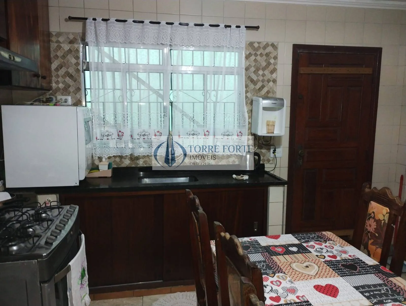 Imagem Casa Terrea com 2 dormitorios 2 vagas de garagem na Vila Cosmopolita.