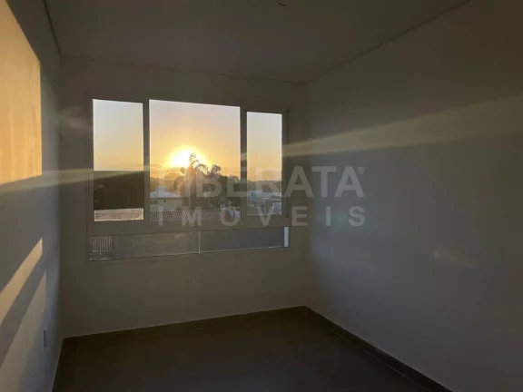 Imagem Apartamento a venda na Meia Praia, Navegantes, SC