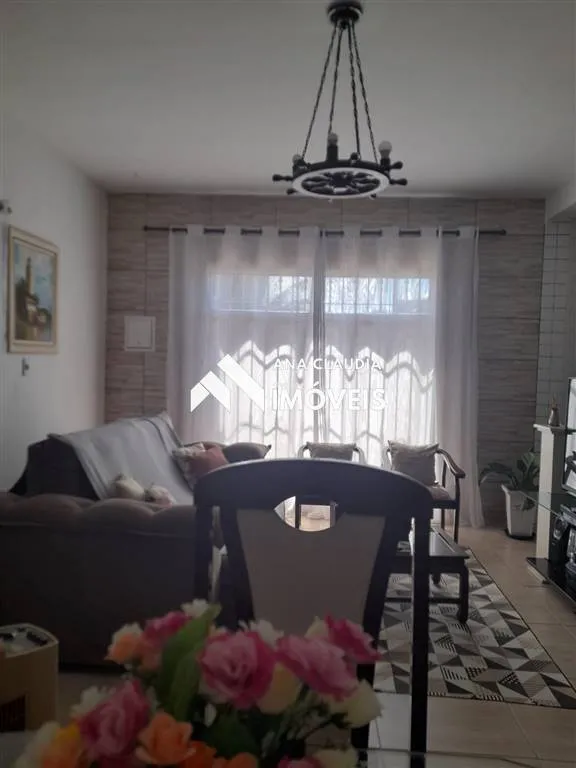Imagem Casa a venda em Mongagua