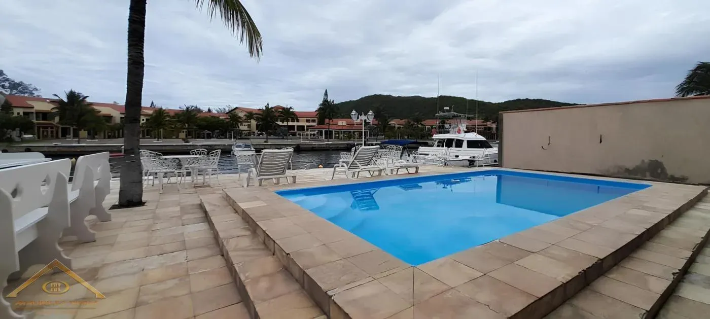 Imagem Maravilhosa casa no Canal em Cabo Frio