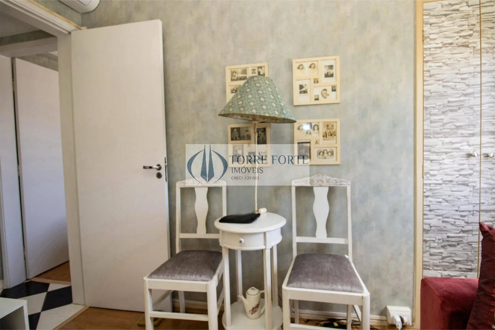 Imagem Lindo apartamento reformado com 62 M², 2 dorms. 1 vaga de garagem em Moema