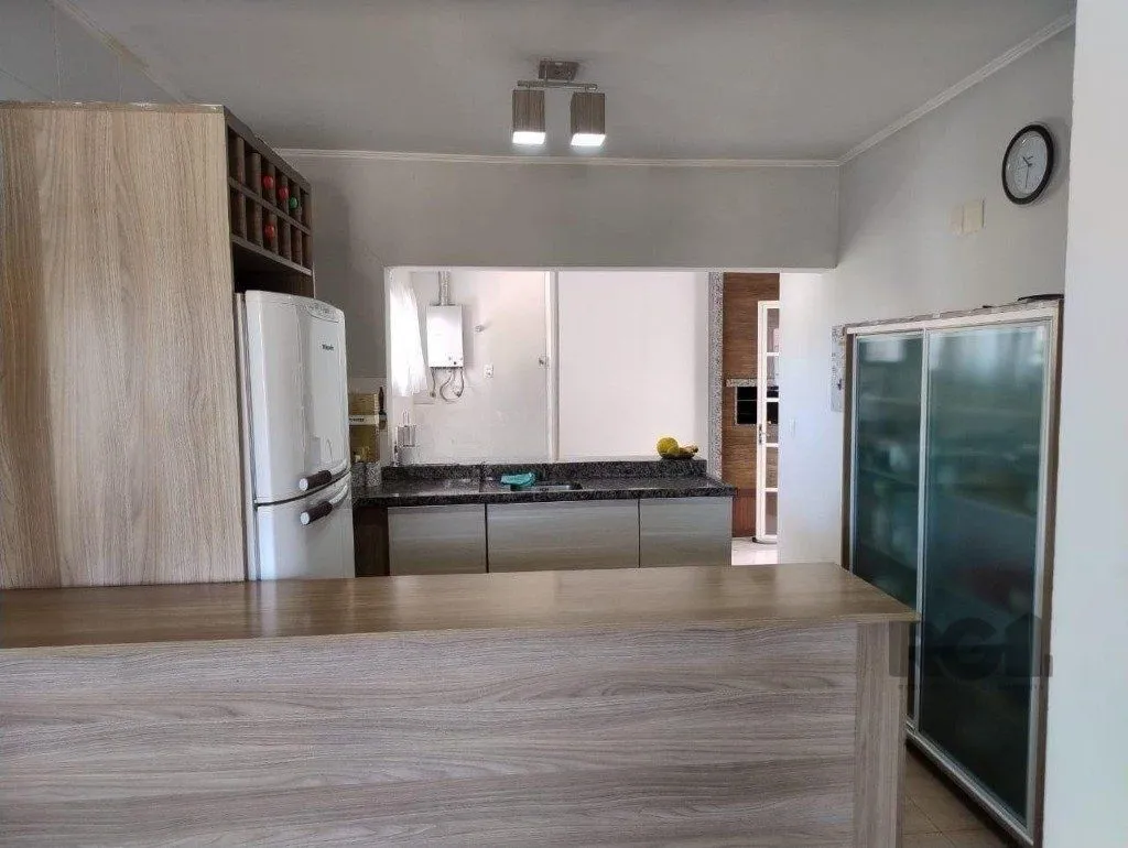 Imagem Casa de 3 dormitórios no bairro Mário Quintana