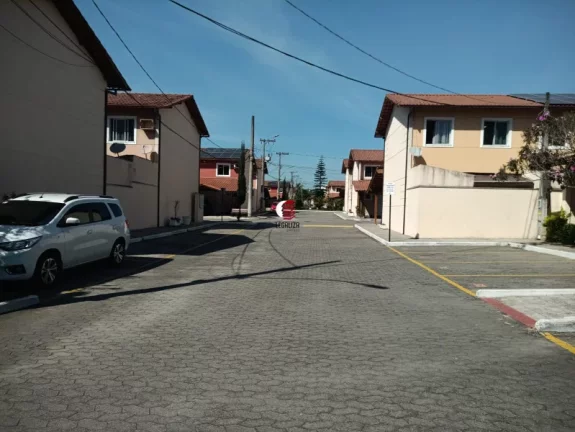 Imagem Maravilhosa casa duplex 3qts em morada de laranjeiras