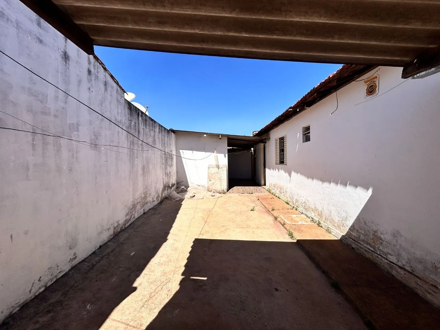Imagem Casa com 2 dormitórios para alugar, 100 m² por R$ 1.300,00/mês - Boa Vista - Patos de Minas/MG