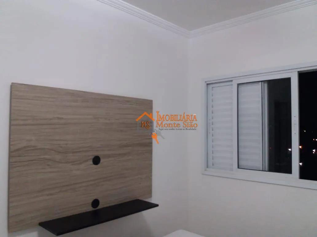 Imagem Apartamento com 2 dormitórios à venda, 48 m² por R$ 300.000,00 - Água Chata - Guarulhos/SP