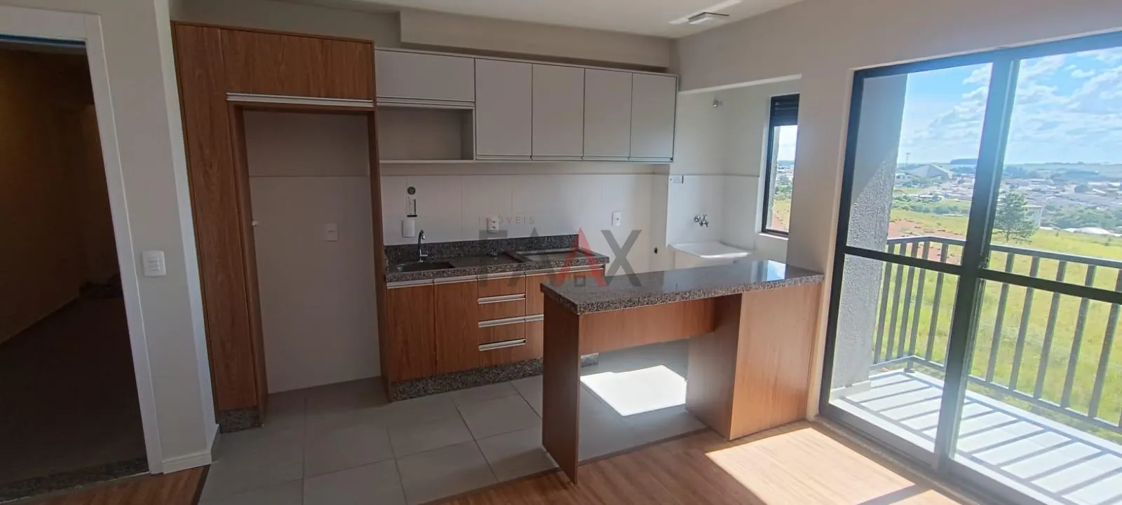 Imagem Apartamento 3 Quartos para Locação no Vista Batel com Sacada e Churrasqueira