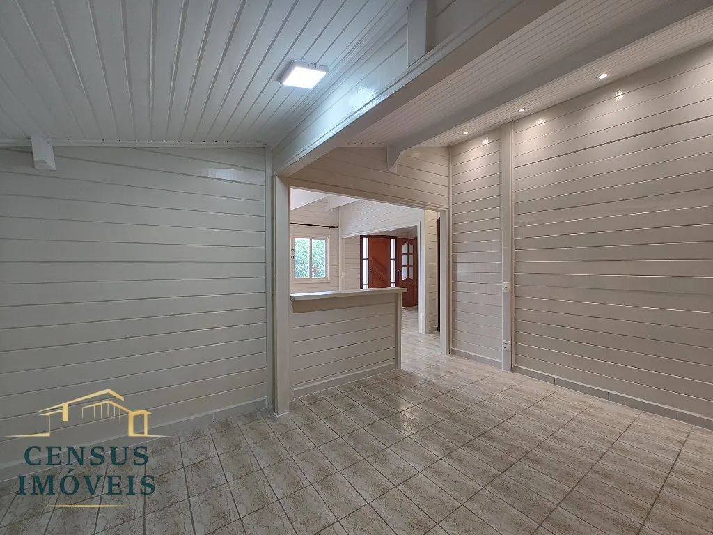 Foto do imóvel: Luxuosa casa à venda em Vinhedo-SP, Condomínio Marambaia: 5 quartos, 2 suítes, 2 salas, 4 banheiros, 4 vagas, 560m². Venha conhecer! em Condomínio Marambaia