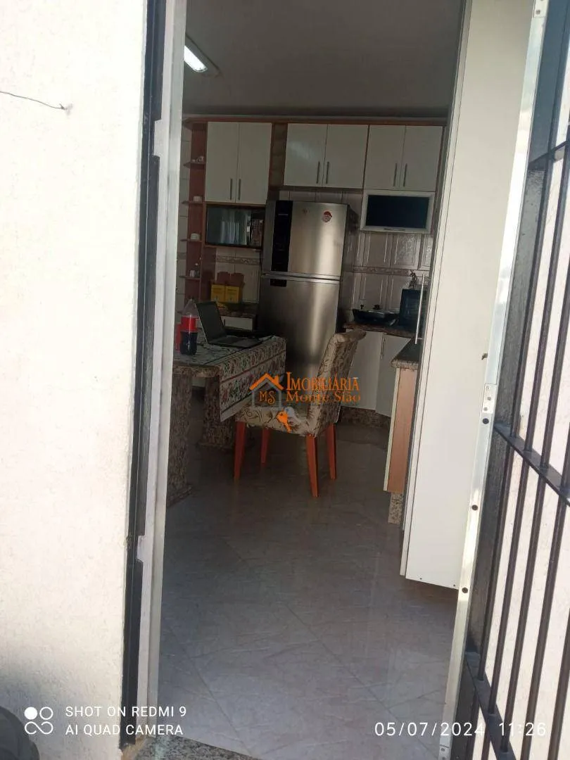Imagem Casa com 4 dormitórios à venda, 250 m² por R$ 900.000,00 - Jardim Santa Bárbara - Guarulhos/SP