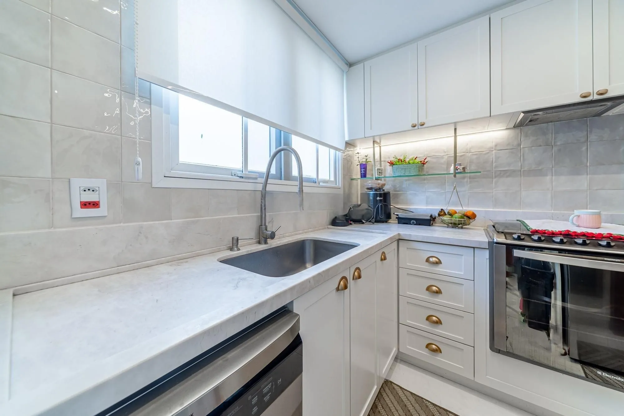Imagem Apartamento 3 dormitórios, sendo 3 suítes e 2 vagas no Petropolis