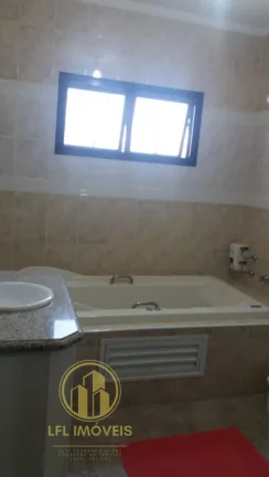 Imagem Sobrado à Venda, 310 m², 3 dormitórios, 4 vagas. - Adalgisa / Osasco