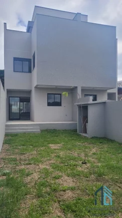 Foto do imóvel Sobrado a venda 03 quartos c/suíte, 04 vagas no Xaxim em Curitiba PR