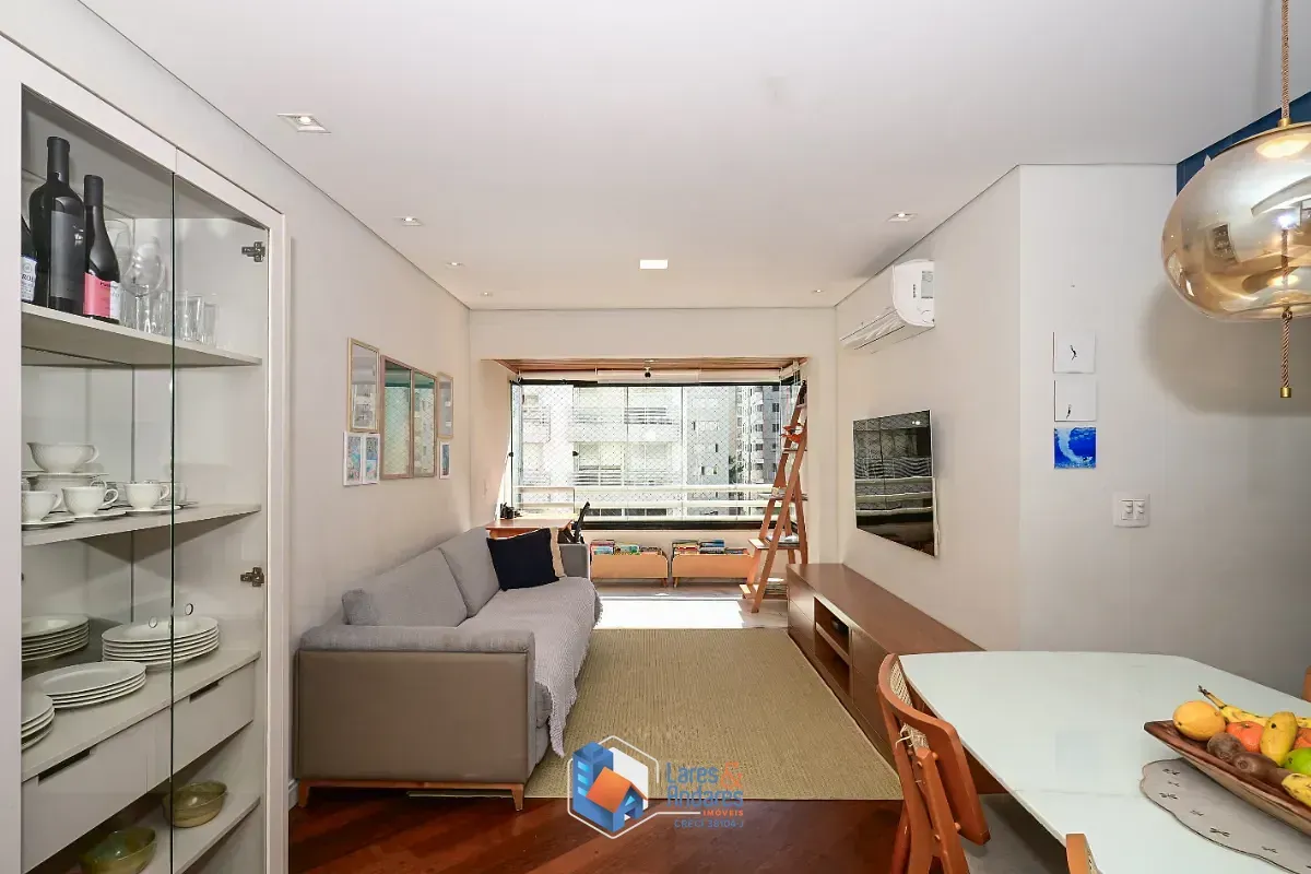 Imagem Apartamento para venda em Moema com 2 quartos, sendo 1 suíte, 72m²