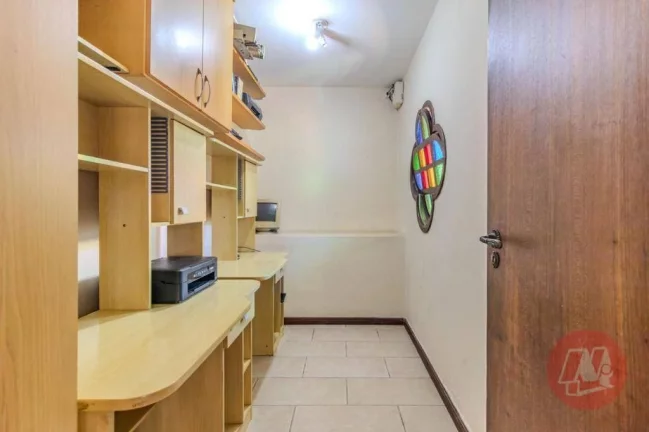 Imagem Casa com 5 dormitórios para alugar, 270 m² por R$ 7.222,00/mês - Partenon - Porto Alegre/RS