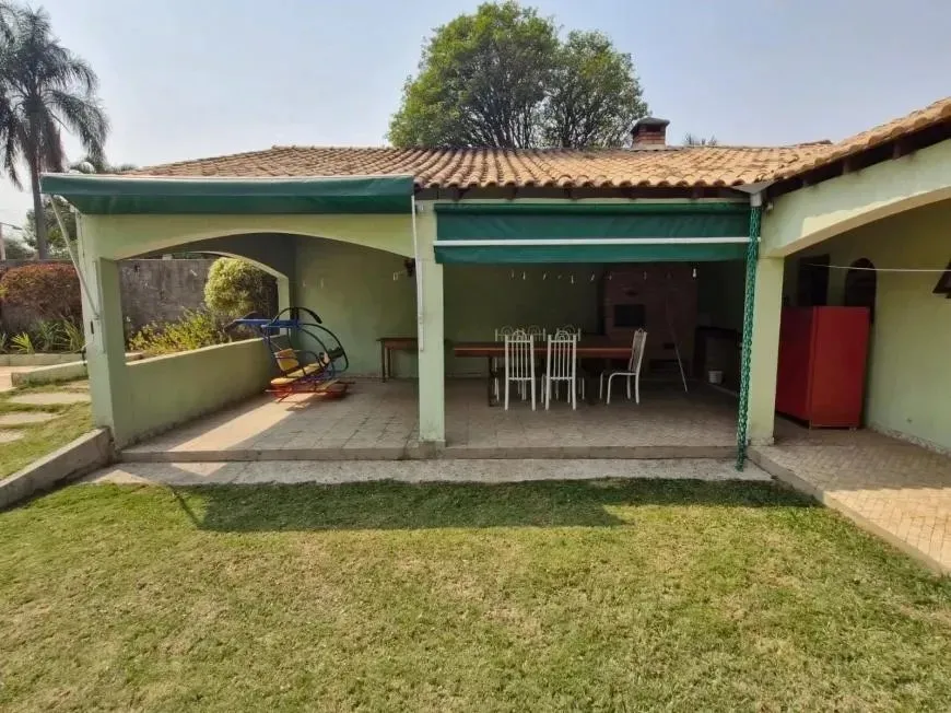 Imagem Chácara de luxo em condomínio: 5 quartos, 1 suíte, 370m² - Venda em Itu-SP