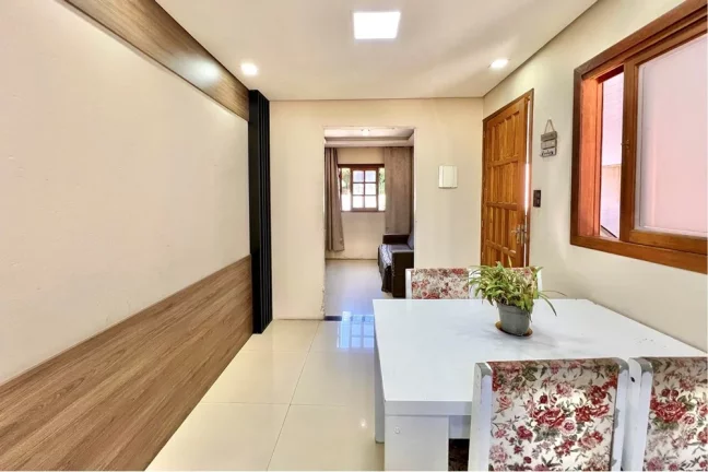 Imagem Casa para venda no bairro Estância Velha em Canoas