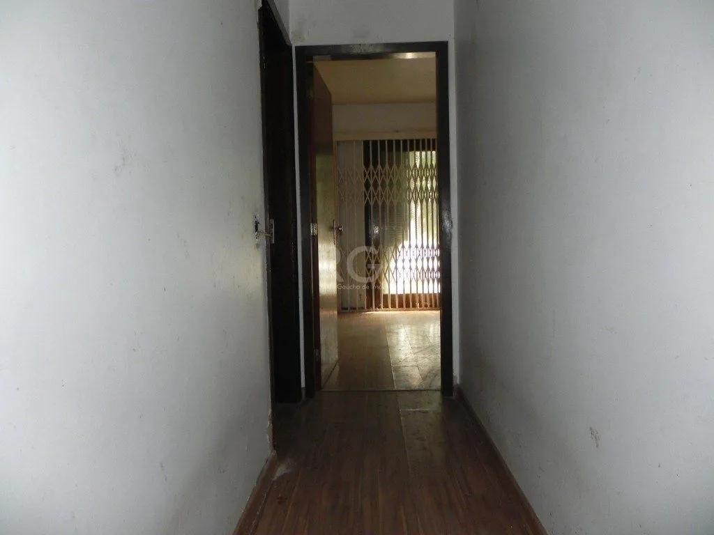 Imagem Casa para Venda - 110m², 4 dormitórios, sendo 1 suites, 4 vagas - Jardim Itu