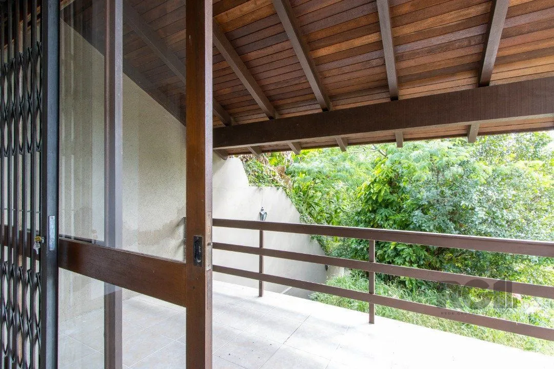 Imagem Casa de 3 dormitórios no Jardim Isabel com vista para o Guaíba.