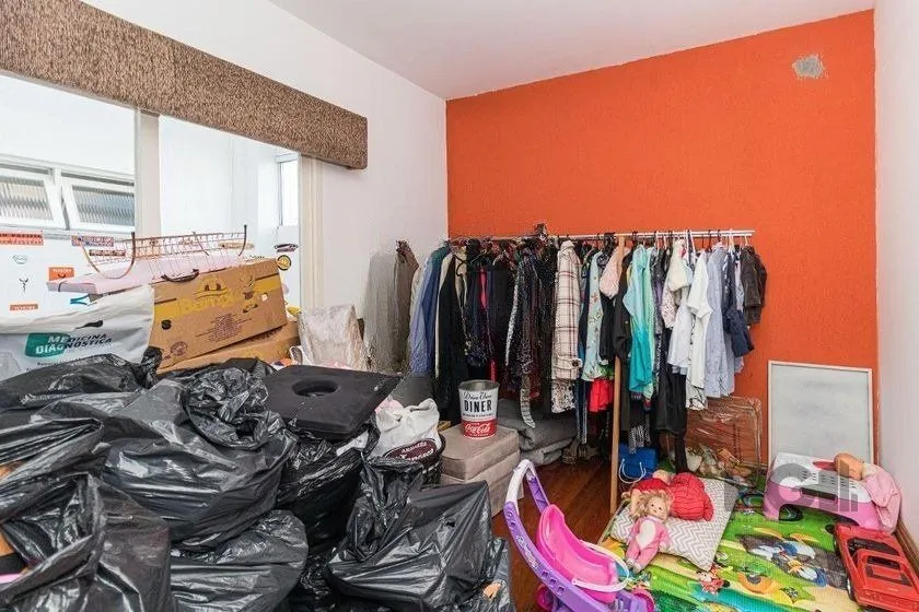Imagem Casa Mista 266m² - 4 dormitórios, 1 suíte, 3 vagas no bairro Parque Santa Fé