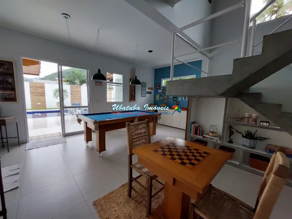 Imagem Excelente casa em condomínio fechado com 04 dormitórios
