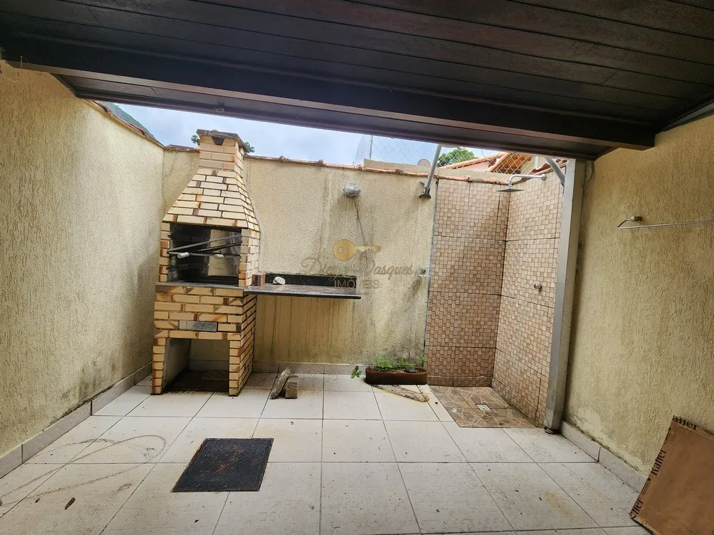 Imagem Casa em Condomínio para Venda em Teresópolis / RJ no bairro Parque do Imbui