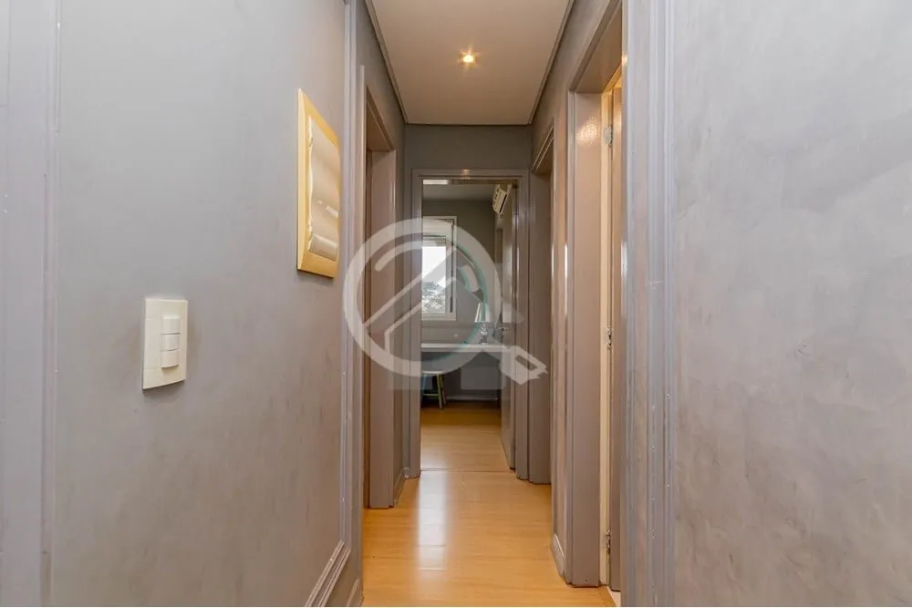 Imagem Este encantador apartamento de 69m² é banhado pelo sol da manhã, proporcionando uma atmosfera aco...