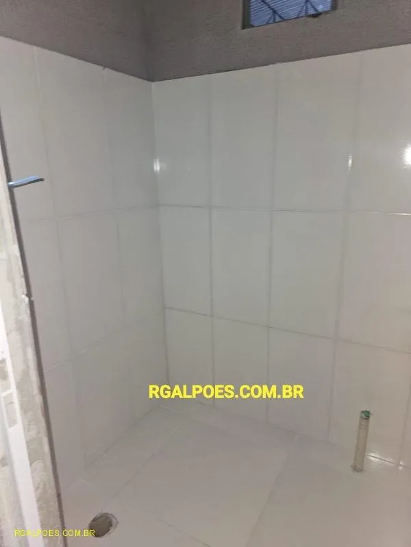 Imagem Galpão para Locação em DUQUE DE CAXIAS, Vila Maria Helena, 1 banheiro