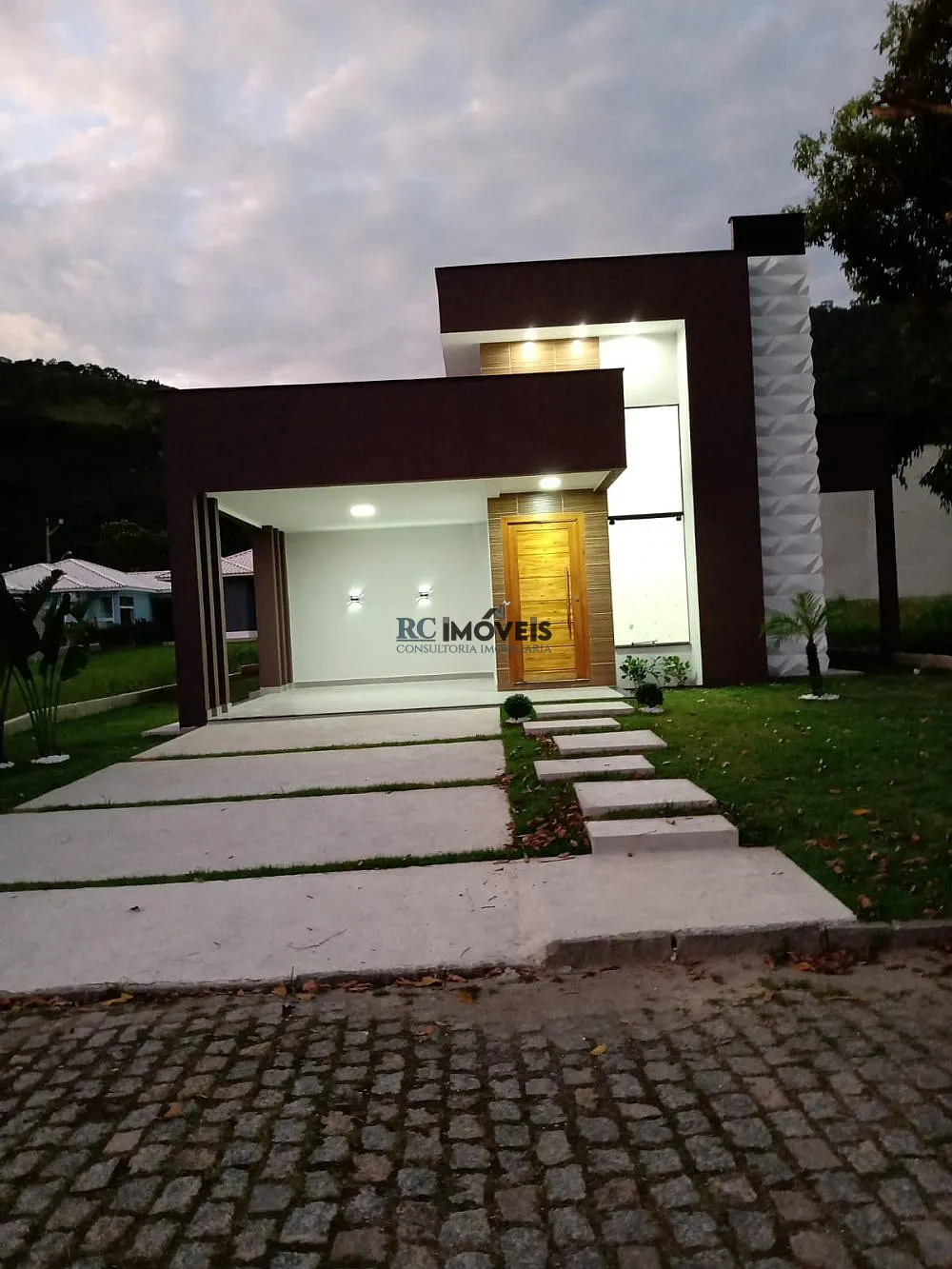 Imagem Casa a Venda no bairro São José de Imbassaí - Maricá, RJ