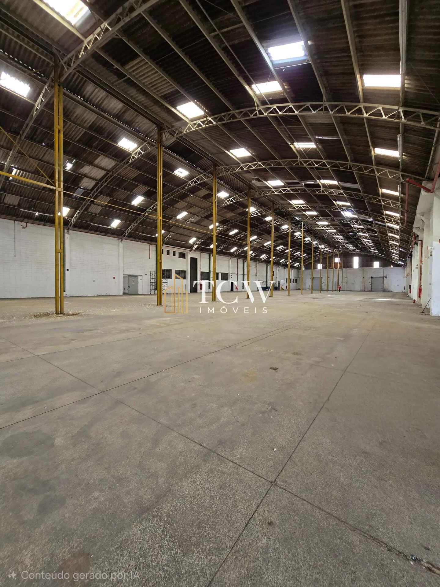 Imagem Galpão Logístico para Locação em Guarulhos | 6.500 m² | Próximo à Rodovia Presidente Dutra e Ayrton Senna