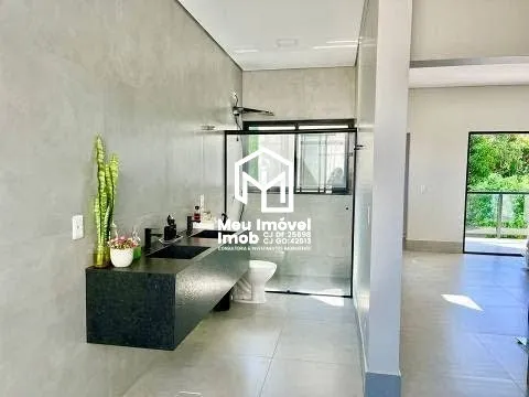 Imagem Casa 3 Quartos 3 Suítes 4 Vagas 600 m² Cessão Arniqueiras