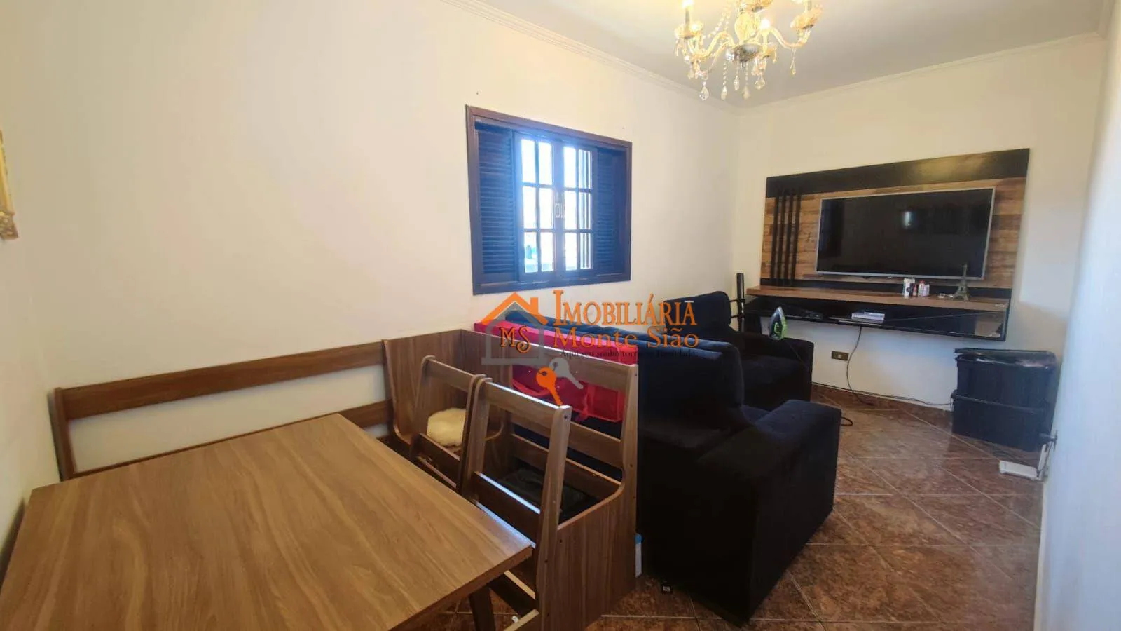 Imagem Sobrado à venda com 3 casas, 250 m² por R$ 450.000 - Parque Primavera - Guarulhos/SP