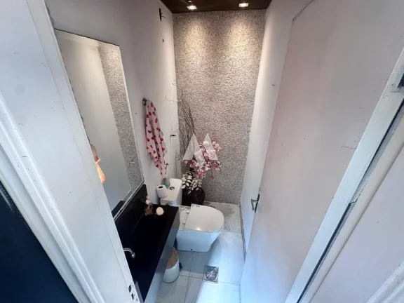 Imagem Casa sobreposta no bairro da Aparecida, Santos/SP, Grande oportunidade.