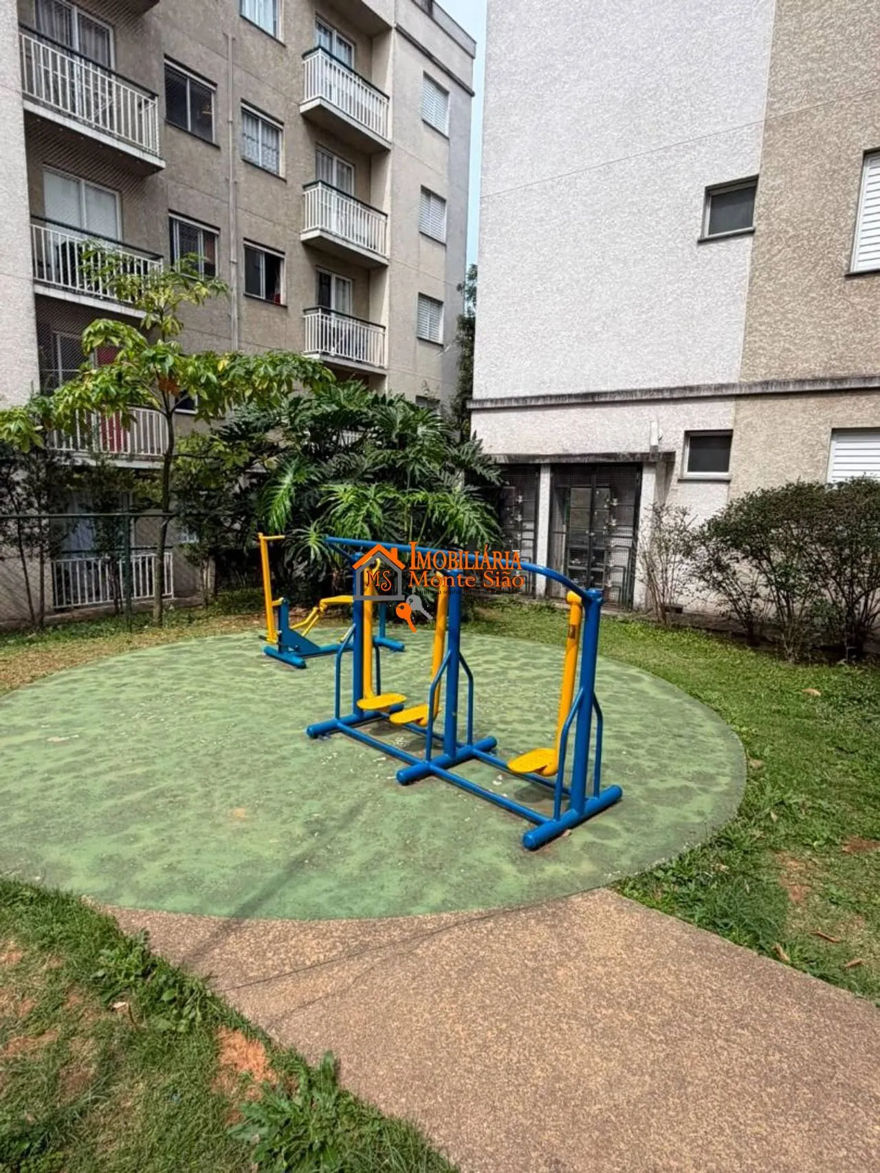 Imagem Apartamento com 2 dormitórios à venda, 44 m² por R$ 265.000,00 - Parque Industrial Cumbica - Guarulhos/SP