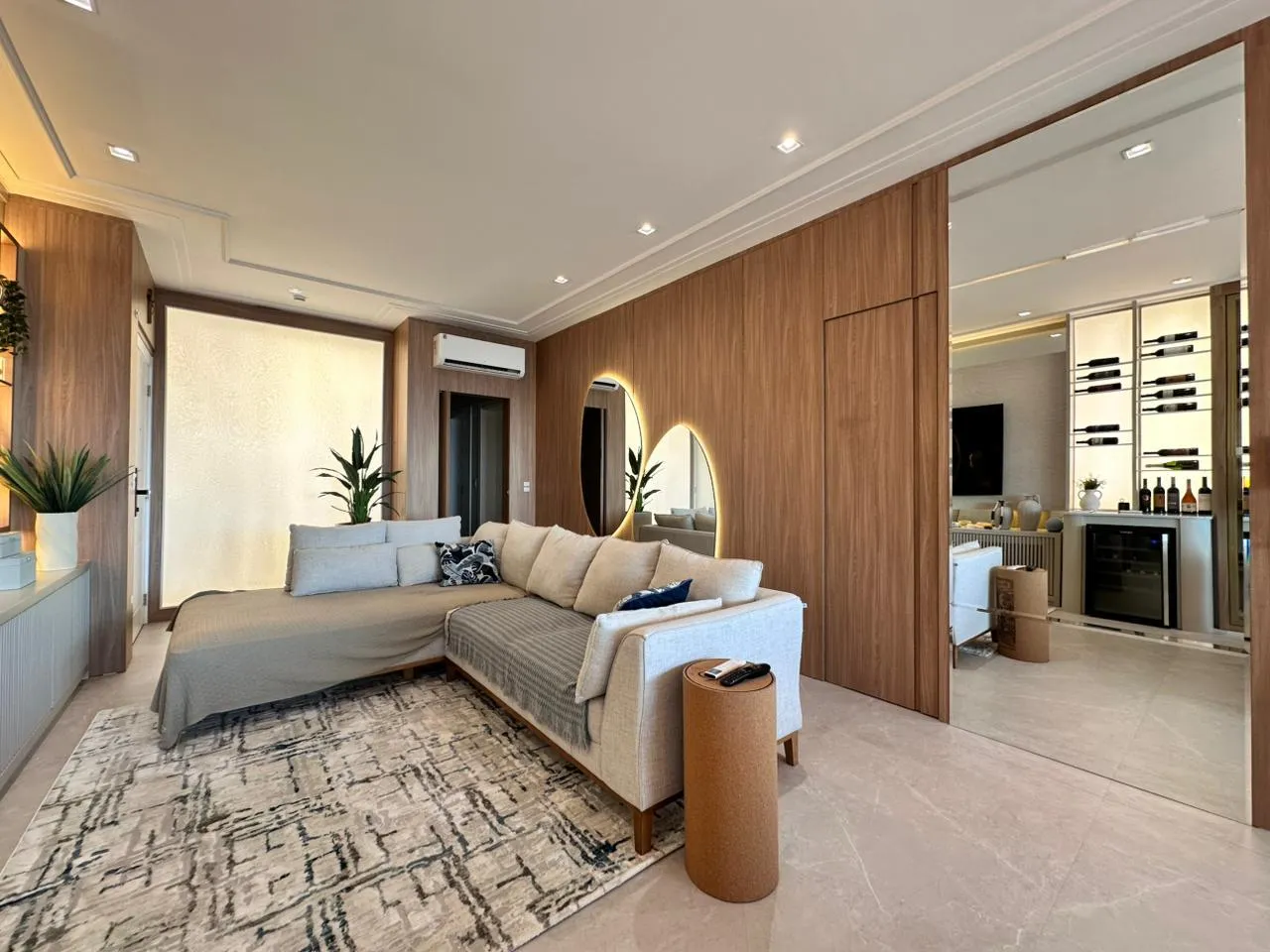 Imagem Apartamento com vista para o mar à venda com 160m2 por R$ 4.098.000,00