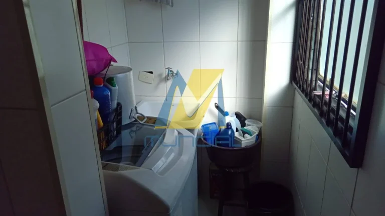 Imagem Cobertura Triplex com Piscina Privativa na Enseada. Permuta por Casa Santos
