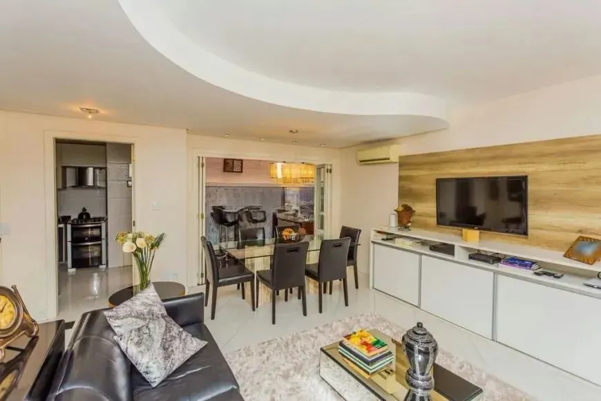 Imagem Belíssima casa em Condomínio com 3 dorm - próximo ao Iguatemi