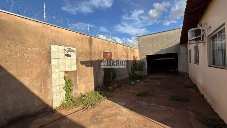 Imagem Aluguel de Casa semi-mobiliada no bairro Parque Colibri, em Uberaba MG !