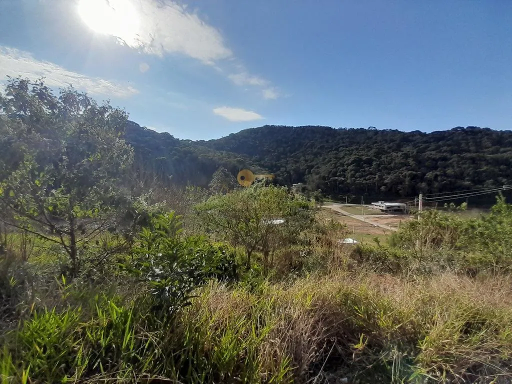 Imagem Terreno em Condomínio para Venda em Teresópolis / RJ no bairro Prata